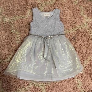 Beautiful baby blue dress! ❤️